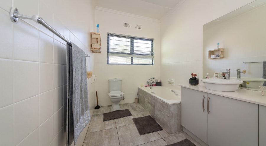 4 Bedroom Property for Sale in Panorama Free State